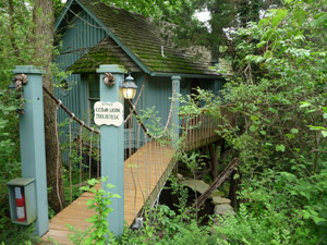 Treehouse Cottages